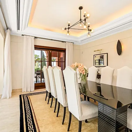 About Ronda Villa Marbella