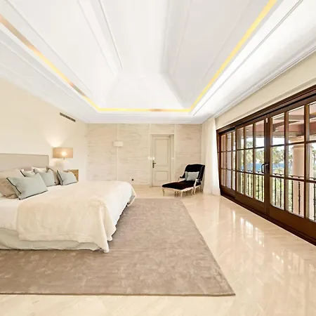 About Ronda Villa Marbella