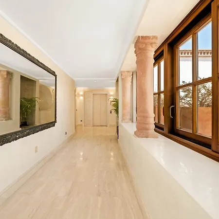 About Ronda Villa